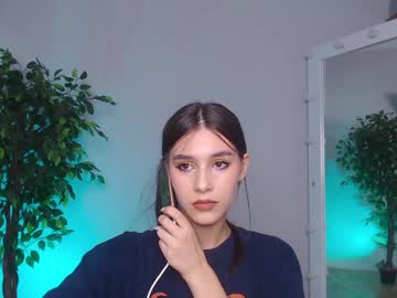 girl Asian Live Webcam with li1lee_cherry