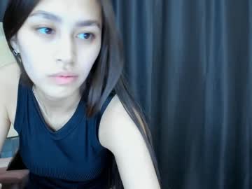 girl Asian Live Webcam with london_sugar