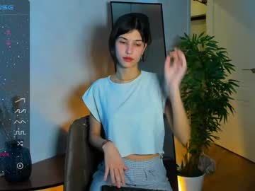 girl Asian Live Webcam with joanmint