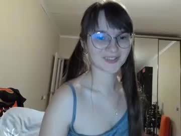 girl Asian Live Webcam with kiragoldens