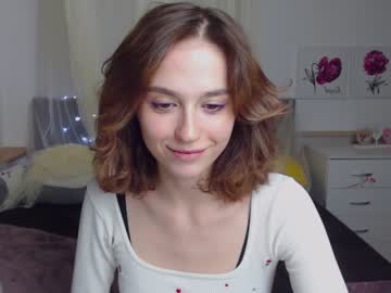 girl Asian Live Webcam with mollynerd