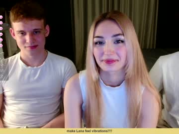 couple Asian Live Webcam with lovelypeachs