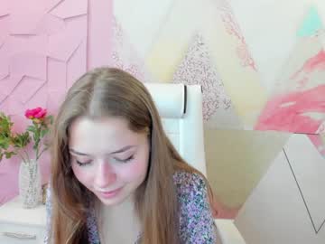 girl Asian Live Webcam with evashawx