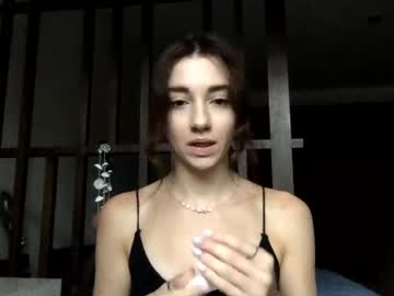 girl Asian Live Webcam with karolina_mamamia