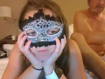 couple Asian Live Webcam with savannahdoesdaddy