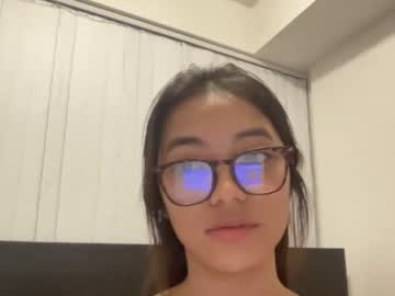 girl Asian Live Webcam with lisamanilaaa