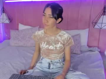girl Asian Live Webcam with sofia_maze