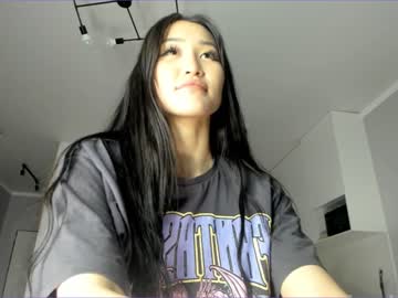 girl Asian Live Webcam with mimi_kurasaki