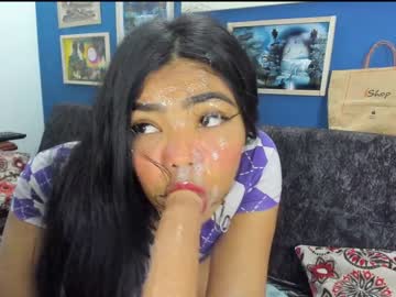 girl Asian Live Webcam with veky_saliva