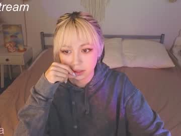 girl Asian Live Webcam with y_u_m_i_k_a