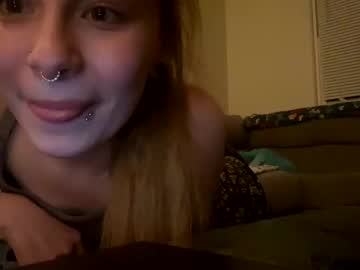 girl Asian Live Webcam with klevans23