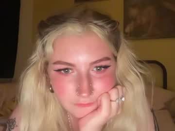 girl Asian Live Webcam with lulababy23