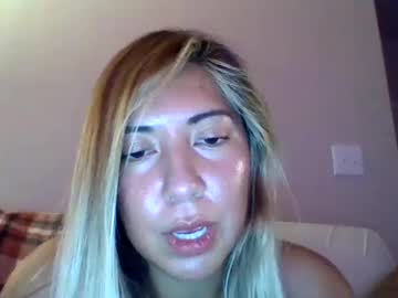 girl Asian Live Webcam with blondiejacky