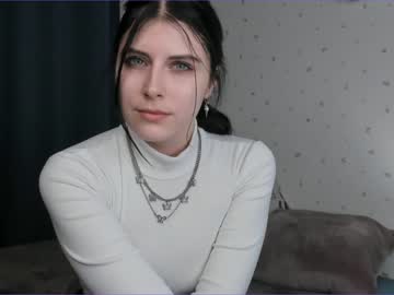 girl Asian Live Webcam with ellettebarrick