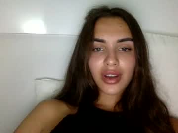 girl Asian Live Webcam with camelia_meow