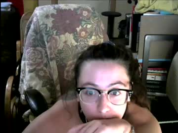 girl Asian Live Webcam with nerdygirl30