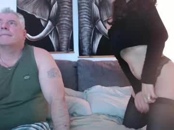 couple Asian Live Webcam with maturecouple0412