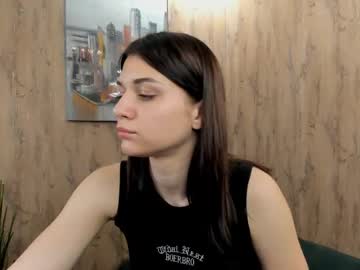girl Asian Live Webcam with gladyshessel