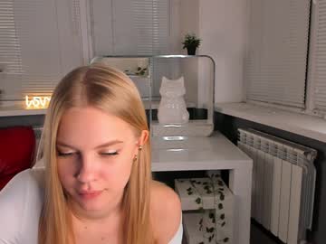 girl Asian Live Webcam with falinebenny