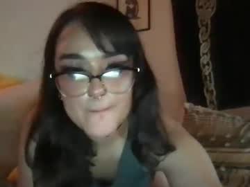 girl Asian Live Webcam with peneloperoseee