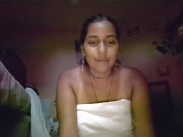 girl Asian Live Webcam with juni_moz