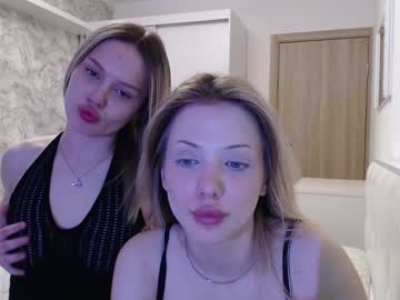 couple Asian Live Webcam with alice_nika