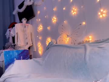 girl Asian Live Webcam with innocent_melissa