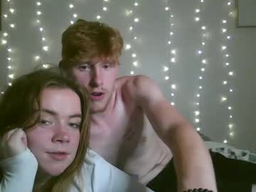 couple Asian Live Webcam with zekeee420