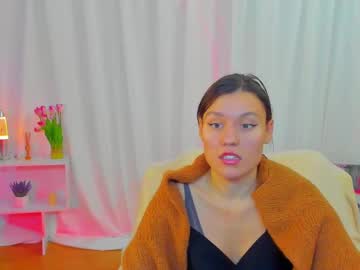 girl Asian Live Webcam with lika_diaz