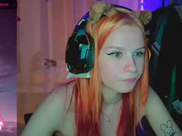 girl Asian Live Webcam with redd_ginger