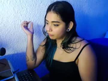 girl Asian Live Webcam with heetsah