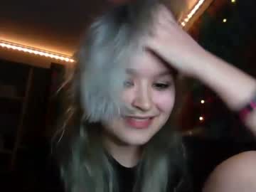girl Asian Live Webcam with babievalentine
