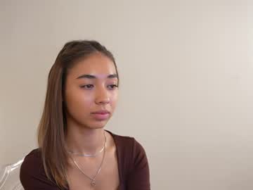 girl Asian Live Webcam with y_a_s_m_i_n_a