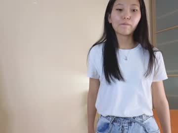 girl Asian Live Webcam with albertaedgington
