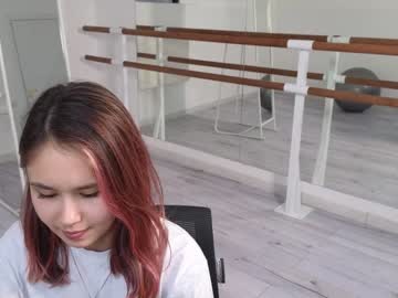 girl Asian Live Webcam with akira_soul_
