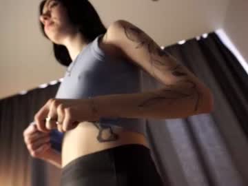 girl Asian Live Webcam with milkgarden