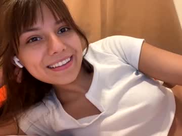girl Asian Live Webcam with moonbabey