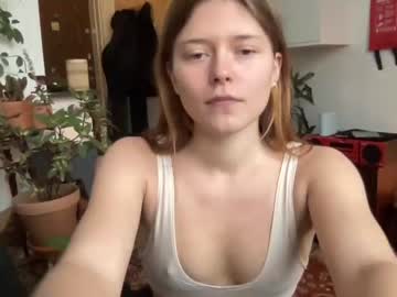 girl Asian Live Webcam with swedish_simone