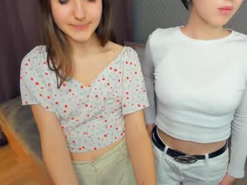 couple Asian Live Webcam with jodyclowes