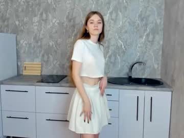 girl Asian Live Webcam with daisycoatsworth