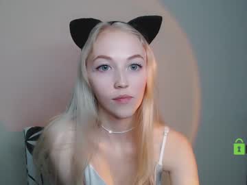 girl Asian Live Webcam with modest_elizabeth