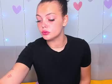 girl Asian Live Webcam with ssshhy