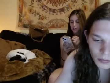 couple Asian Live Webcam with dumbnfundoubletrouble