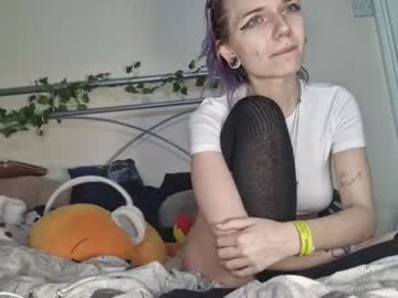 girl Asian Live Webcam with lizzyylovesick