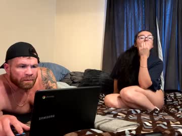 couple Asian Live Webcam with daddydiggler41