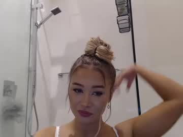 girl Asian Live Webcam with itschanelxx