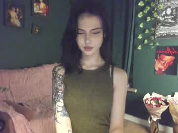 girl Asian Live Webcam with bmwm5f90