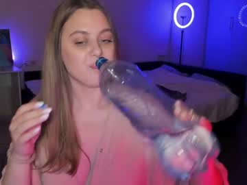 girl Asian Live Webcam with mallicia