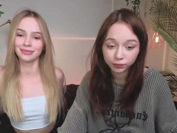 couple Asian Live Webcam with dontoke_