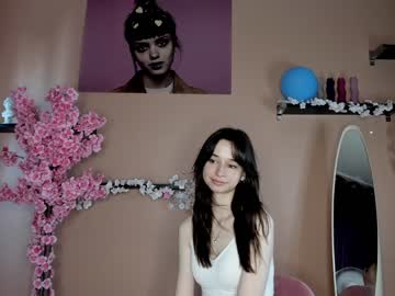 girl Asian Live Webcam with emmi_sunshine